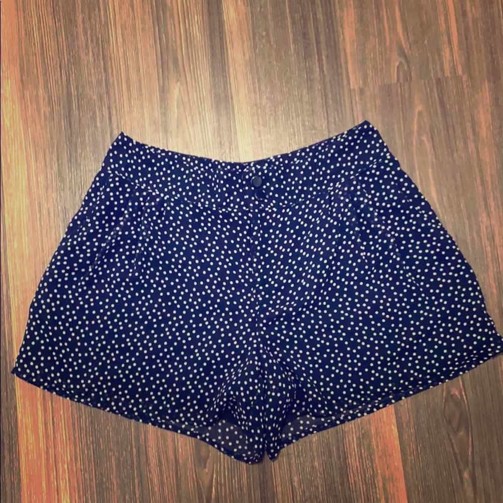 Lauren Conrad Polka dot shorts